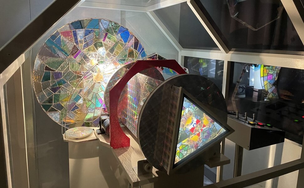 愛知県西尾市にある三河工芸ガラス美術館