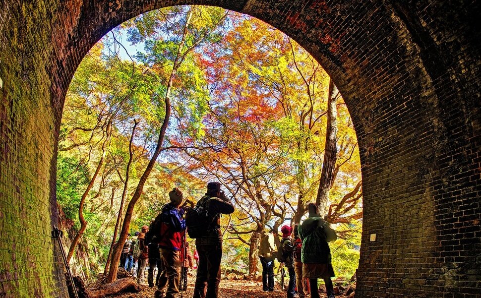 秋に特別公開される愛岐トンネル群