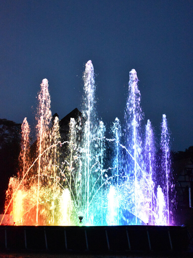 リトルワールドの噴水ショー